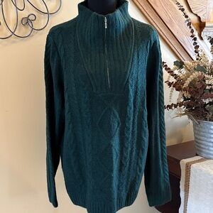 Croft & Barrow Dark Green Knit Sweater